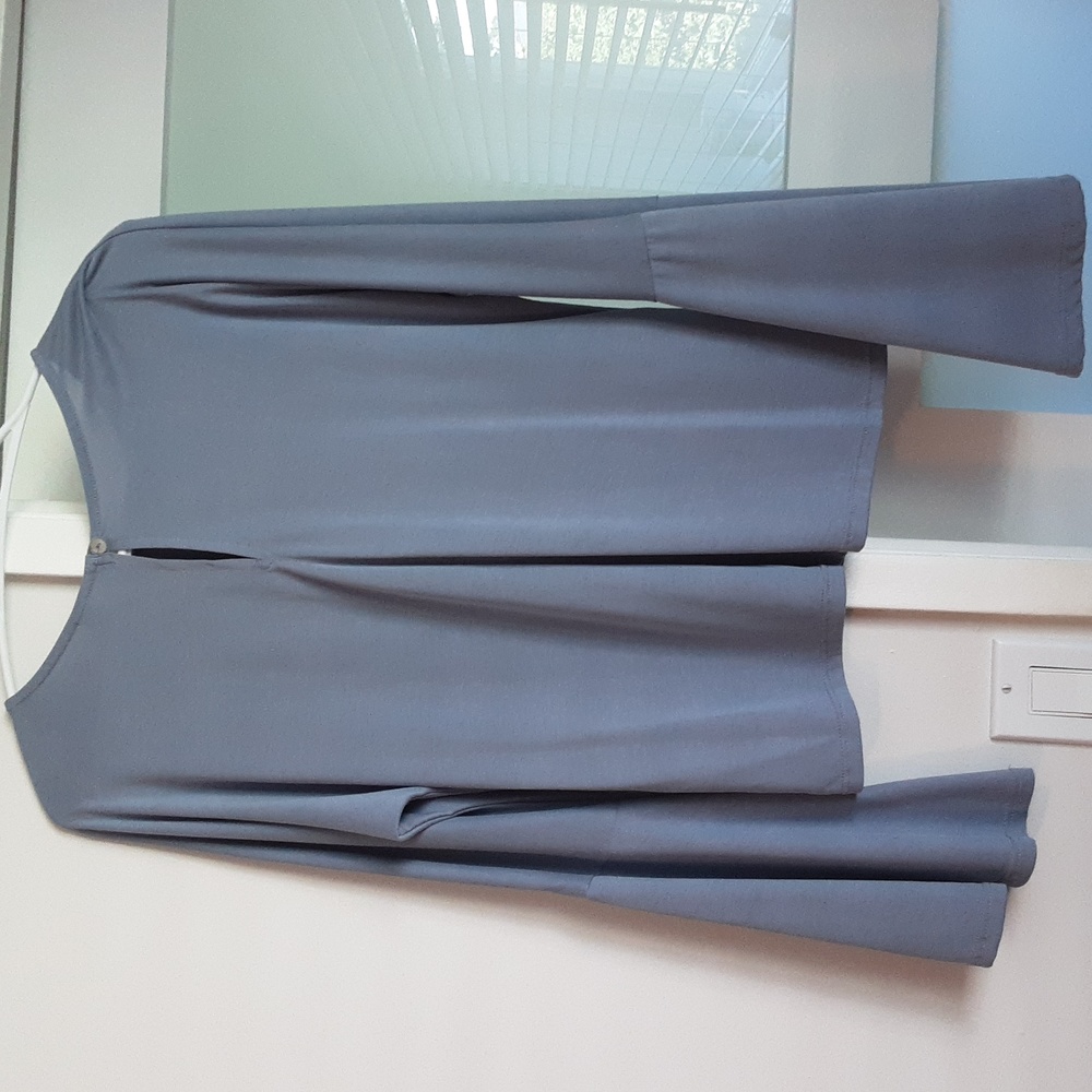 Design Lab top. - Picture 2 of 6